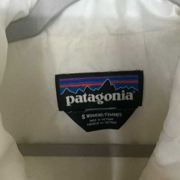 Patagonia Ladies jacket white small - Picture 3 of 4
